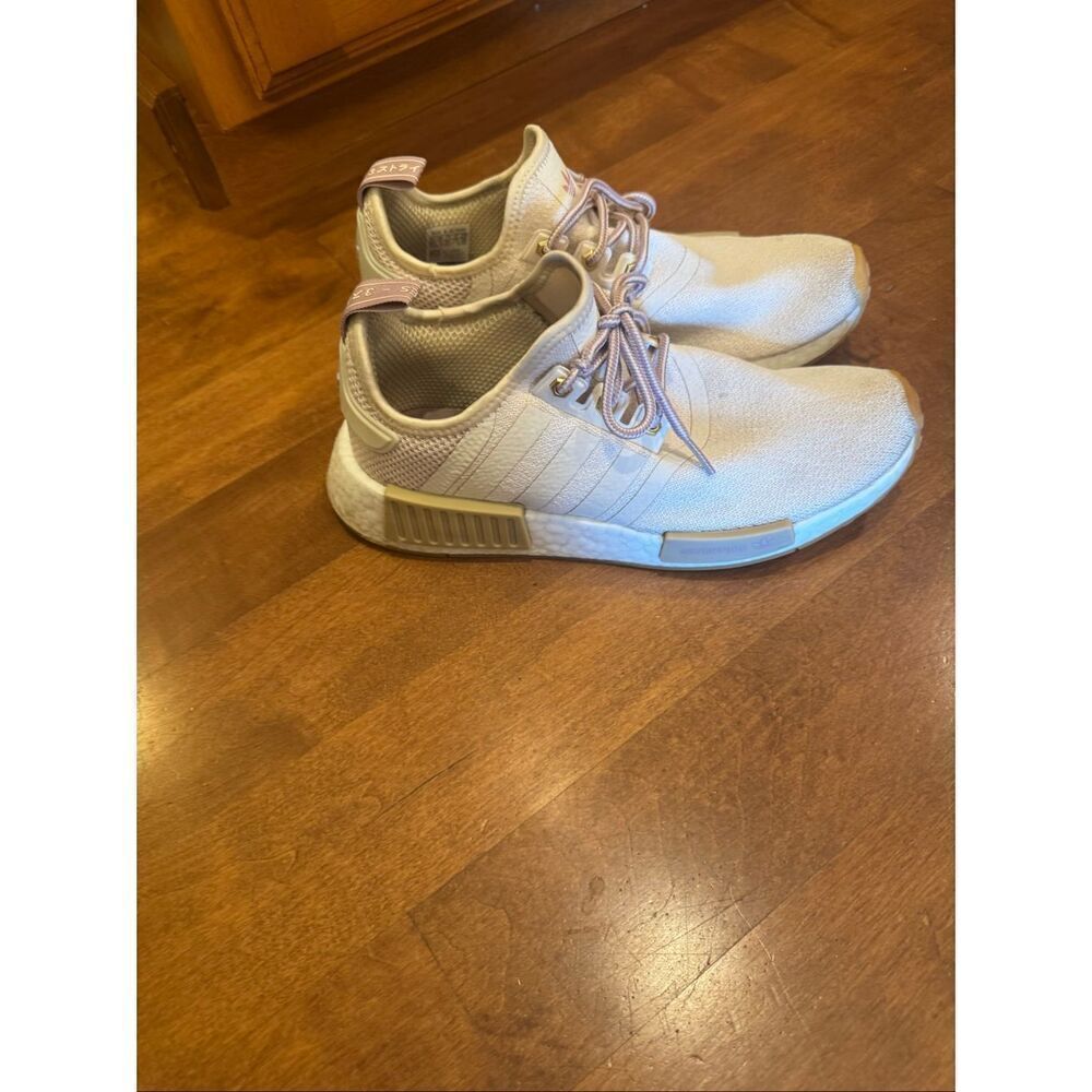Woman’s adidas NMD R1 sneakers size 8.5